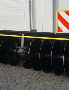 Graben-Verfüllschnecke, Ansicht von vorn